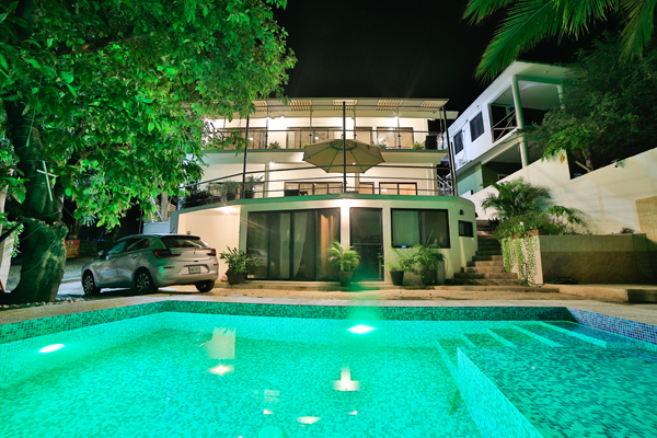 Helen House